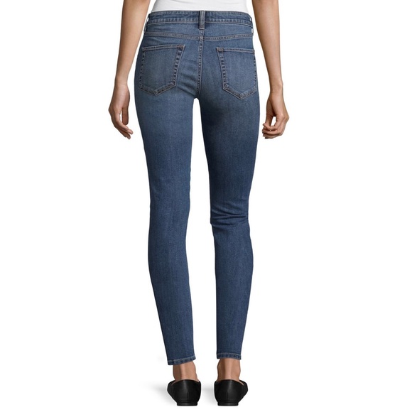 Sold - Picture 7 of 8